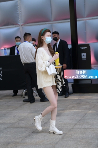 上海时装周--短靴美女