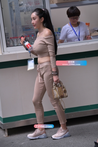 【街拍之魂赛帖】优雅气质少妇