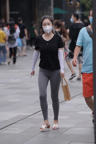 这种面料的裤子舒服