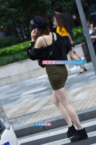 【咔喳赛贴】绿色短裙