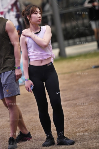 查看完整内容：【咔喳赛帖】她提早进场了 - 共21张图片