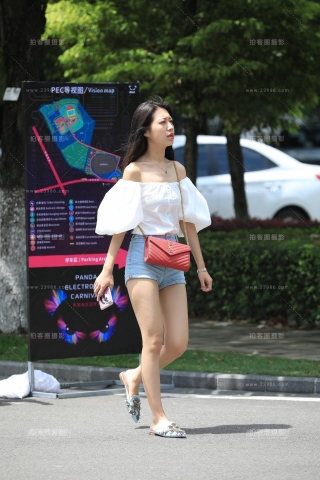 热裤小月牙（城市版）