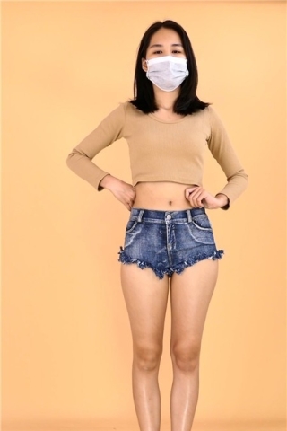 查看完整内容：模拍小渔超短牛热裤 [239 MB]（视频版） - 共6张图片