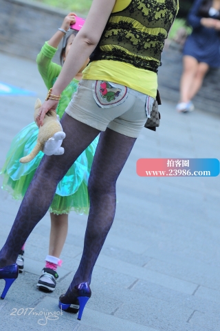 咔喳2017.01.23 街拍148（12p)