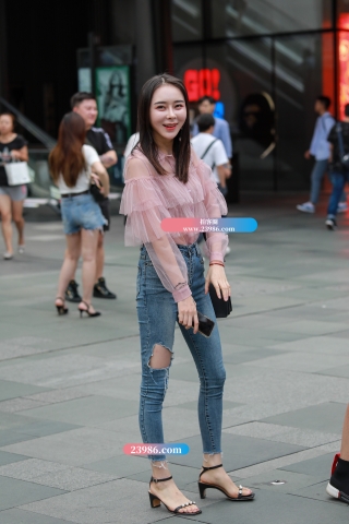 【凯恩赛贴】甜美紧牛美女