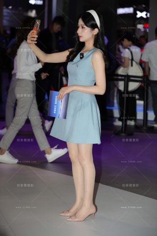 超薄丝连衣裙小姐姐 【图片➕视频】