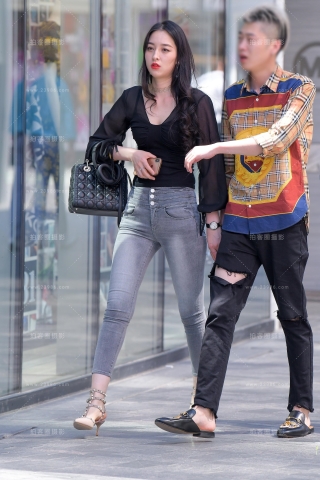 【红石赛贴】牛仔长腿**