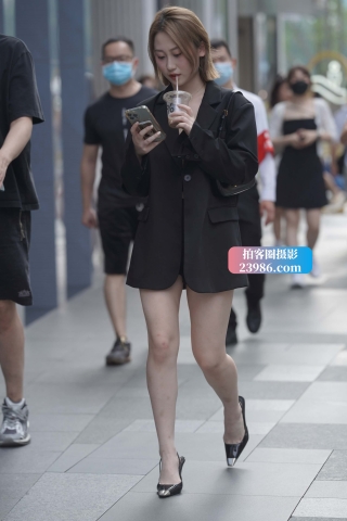 漂亮美腿小姐姐