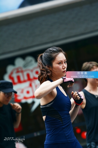 咔喳赛帖 ----女子搏击术