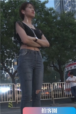 查看完整内容：4k-夜晚步行街偶遇圆臀紧身蓝牛美眉 [2.94 GB]（视频版） - 共8张图片