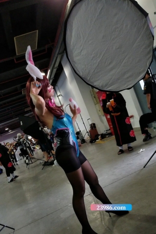 4K - 漫展上的cos美眉 [662 MB/MP4]（视频版）