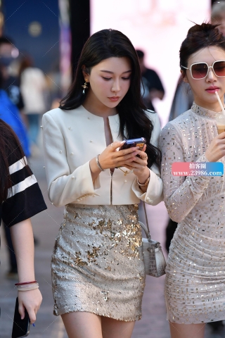 ★两位漂亮气质美女（城市版）（完整版）