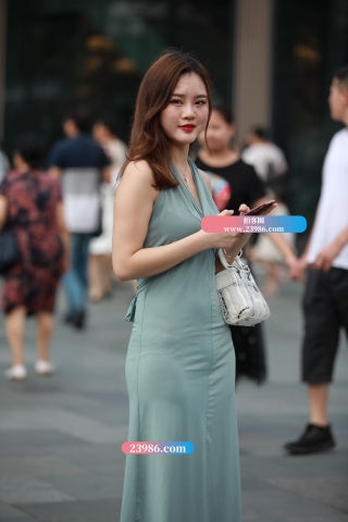 【凯恩赛帖】性感长裙 丰满女人味