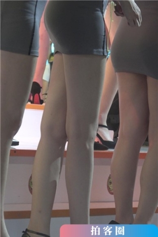 查看完整内容：舞台上密密麻麻的美腿高跟鞋翘臀showgirl 60165（视频版） - 共8张图片