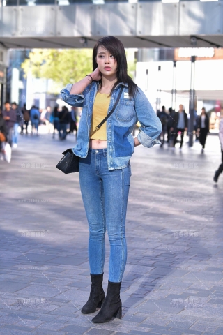 【红石赛帖】漂亮性感的牛仔美女