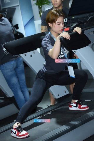 【咔喳赛贴】有文静一面