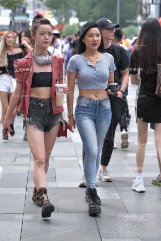 【视觉冲击赛贴】露腰紧牛倆闺蜜