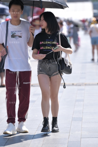 【视觉冲击赛贴】听说~微胖的女人都惹人喜欢