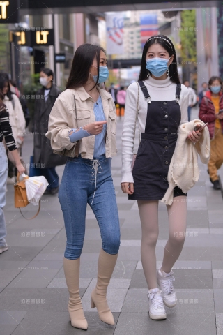 身材不错的紧牛小姐姐