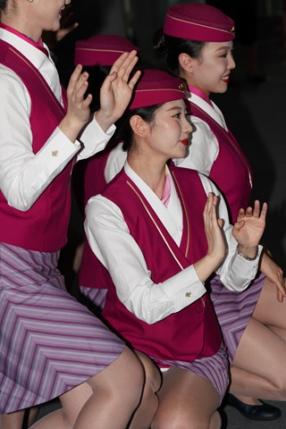 南航制服空姐甜美合影（完整版）