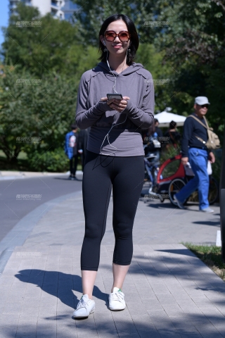 【小默赛帖】1703★尝试搭讪腼腆美女★