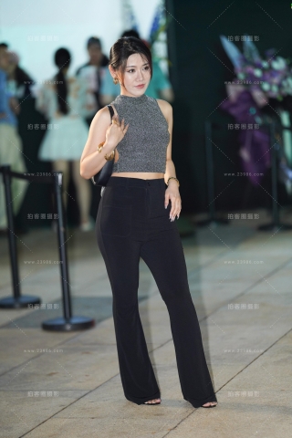 气质 美背（城市版）（完整版）