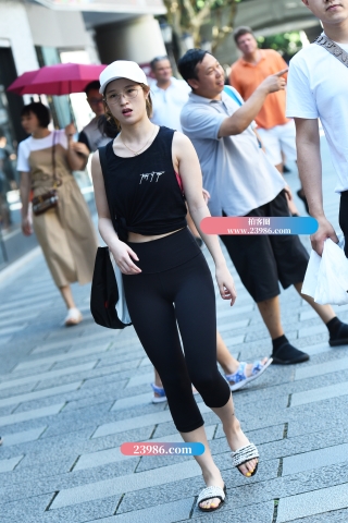 【咔喳赛贴】白帽紧身装