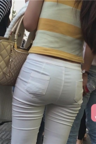 查看完整内容：超级性感宽臀白裤美女，跟了一路 [2.04 GB]（视频版） - 共10张图片