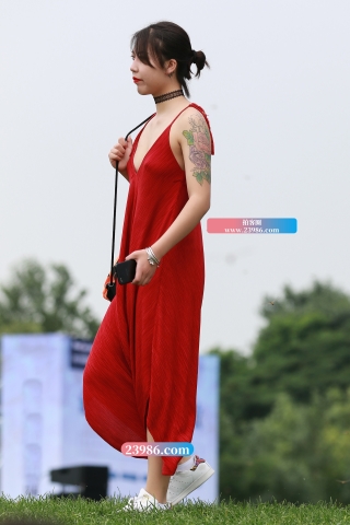 【小默赛帖】第1157篇★万绿丛中，一点红★