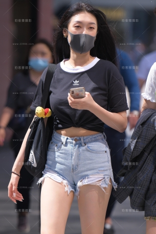 【红石赛贴】热裤美女