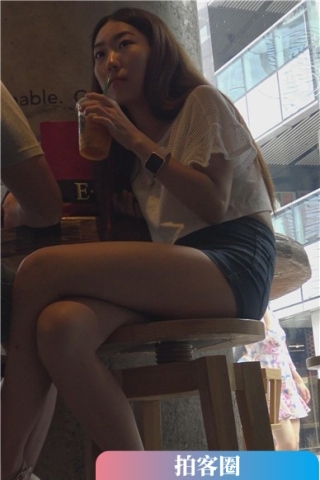 查看完整内容：4k-跟闺蜜奶茶店喝奶茶的美丽女孩 [4.43 GB]（视频版） - 共8张图片