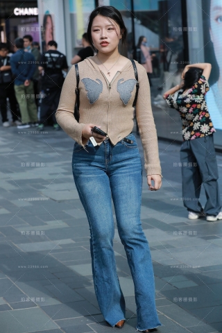 丰润牛仔裤女友