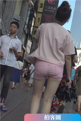 查看完整内容：4k-跟拍粉热裤小清新甜美可人妹子 [2.00 GB]（视频版） - 共10张图片