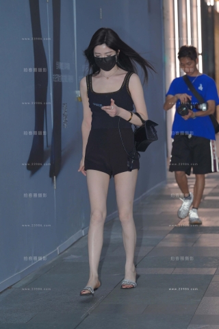 美腿小清新美眉