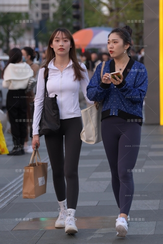 查看完整内容：紧身裤：闺蜜 - 共20张图片