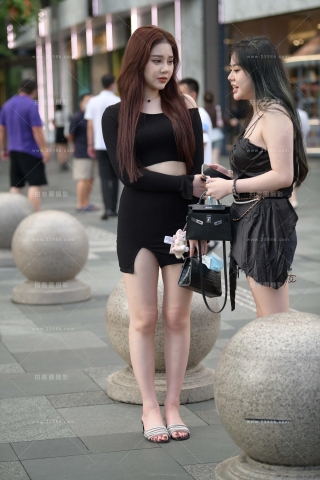 极品美腿美zu姐妹